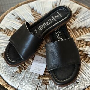 Italian Shoemakers Black Leather Flat Slide Sandals - Woman’s 7.5